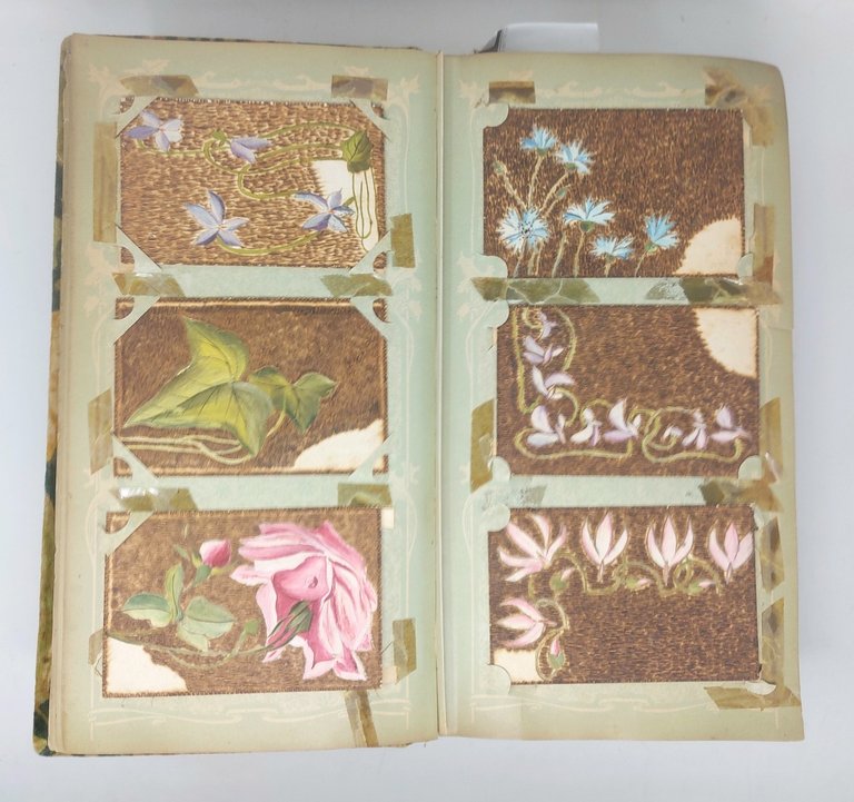 Album di cartoline&amp;nbsp;