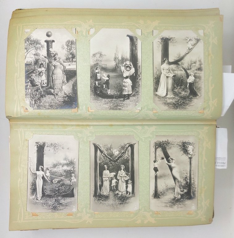 Album di cartoline&amp;nbsp;