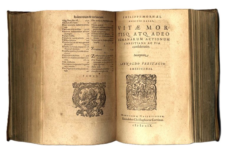 Amphiteatrum Aeternae Providentiae Divino-Magicum. Christiano-Physicum, nec non Astrologo-Catholicum. Adversus veteres …