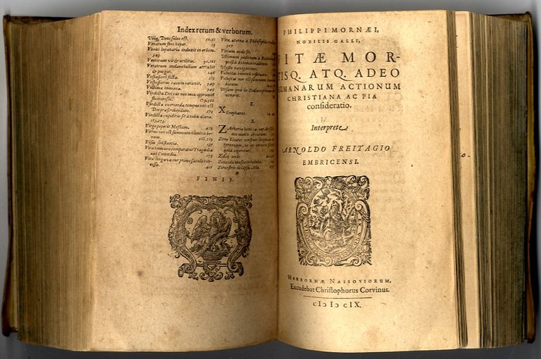 Amphiteatrum Aeternae Providentiae Divino-Magicum. Christiano-Physicum, nec non Astrologo-Catholicum. Adversus veteres …