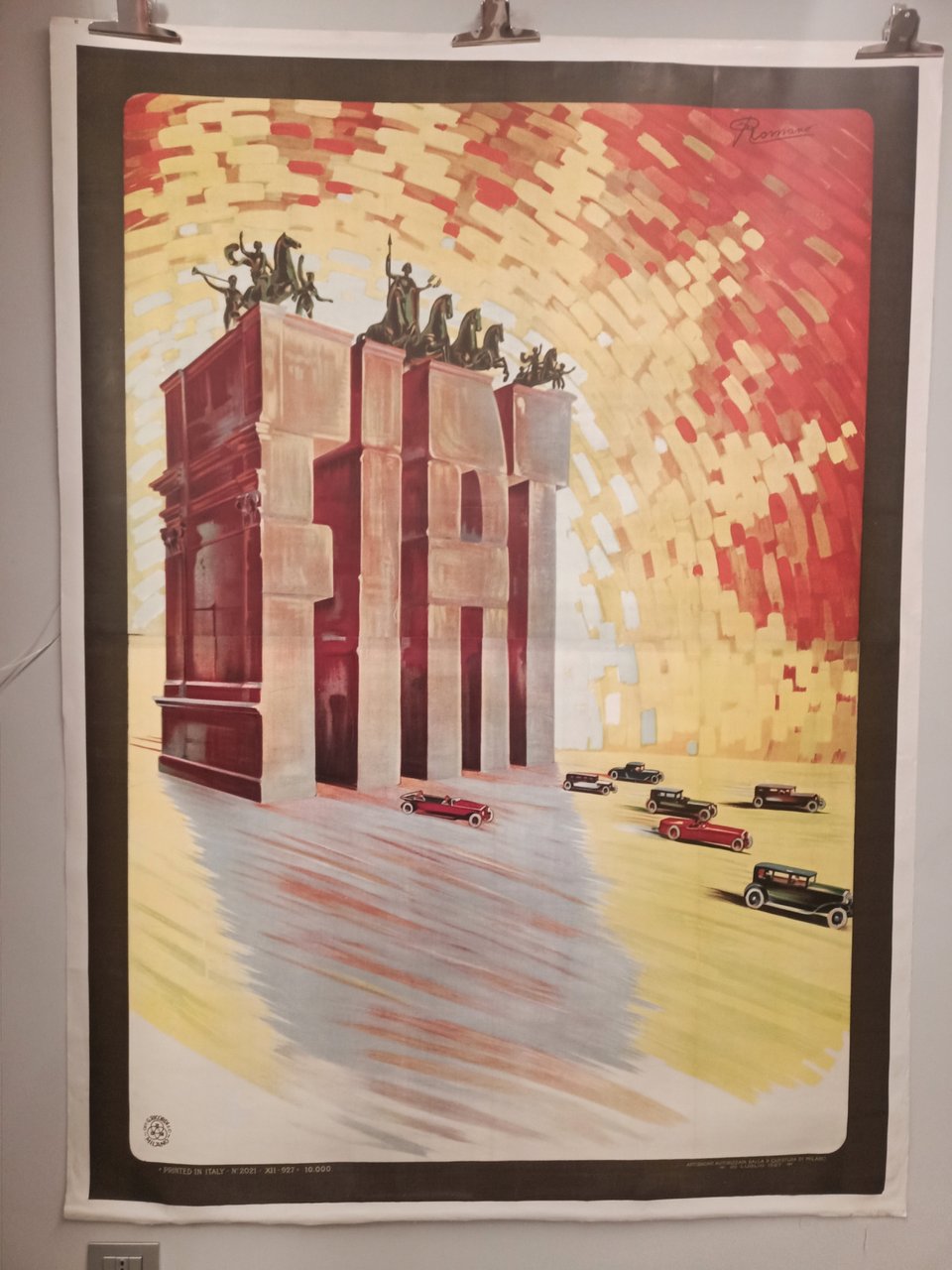 "FIAT". Arco di Trionfo.&amp;nbsp;&amp;nbsp;