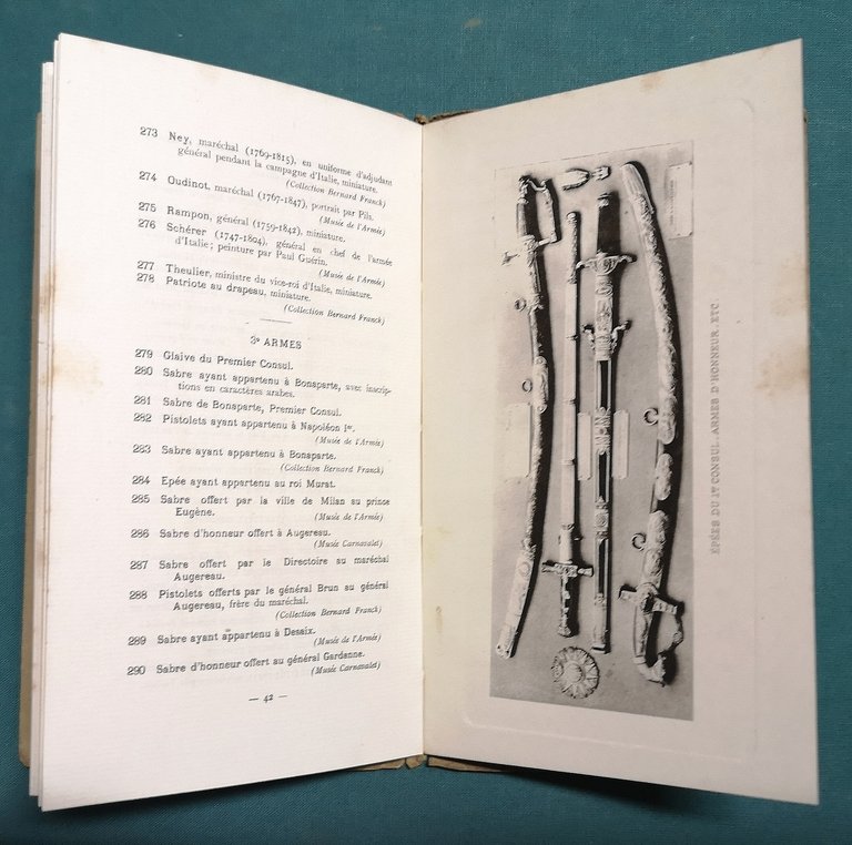 Catalogue de l'exposition rétrospective de la section française.