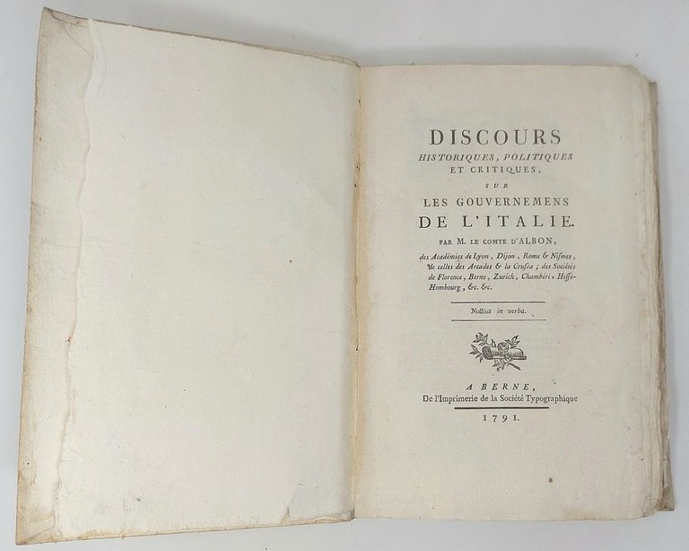 Discours politiques, historiques et critiques, sur quelques gouvernements de l'Italie