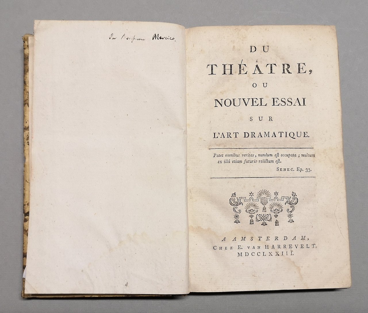 Du Théâtre, ou nouvel essai sur l'Art Dramatique.
