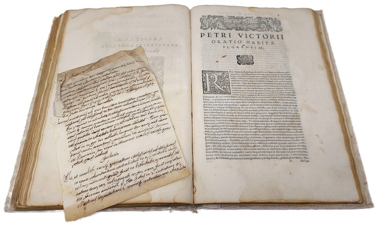 Epistolarum libri X. Orationes XIIII. Et liber de laudibus Ioannae … | Immagine Gallery 3
