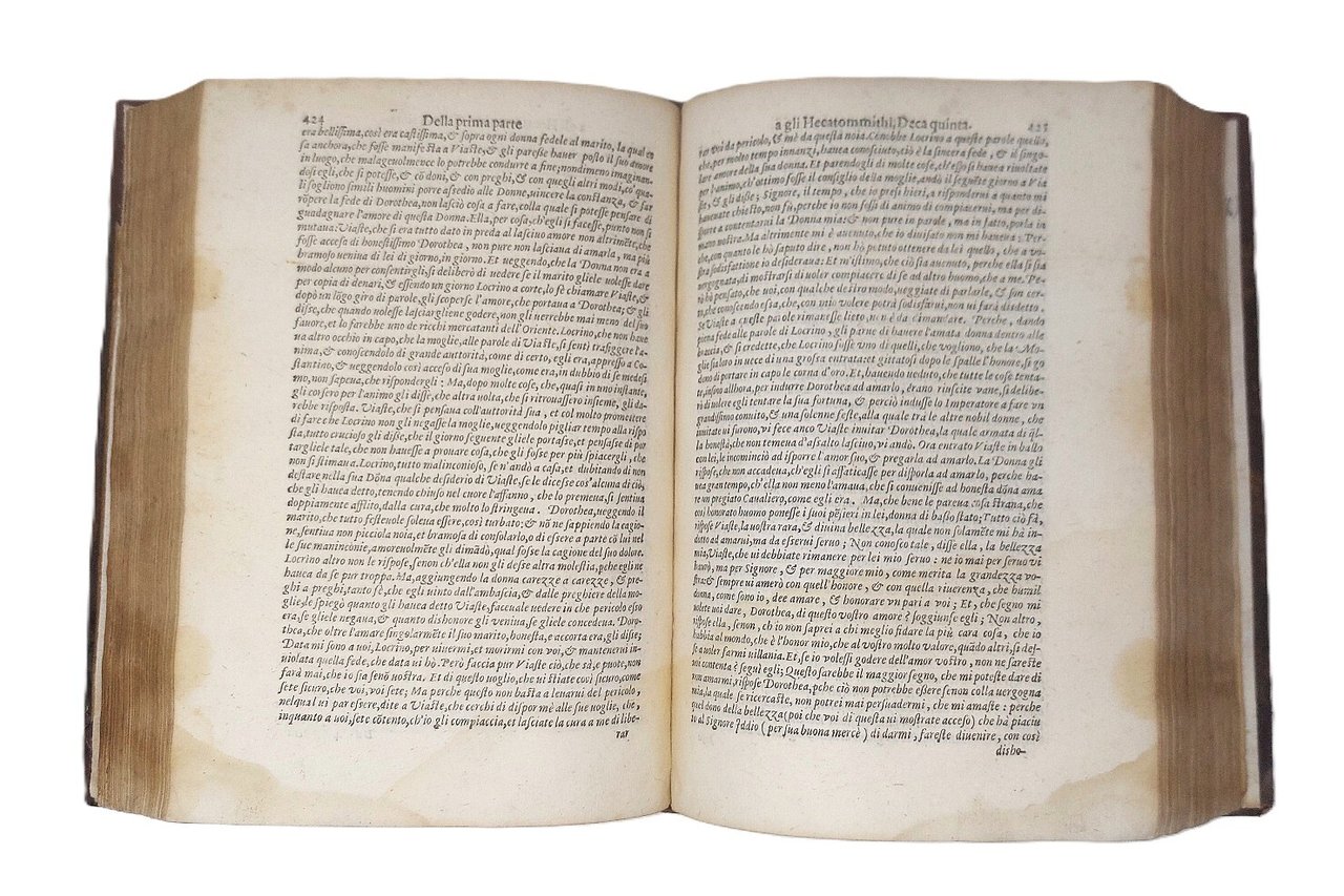 Hecatommithi, overo Cento Novelle... nelle quali s'esercita il vero parlar …