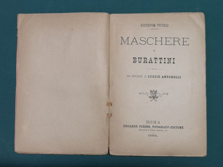 Maschere e burattini.