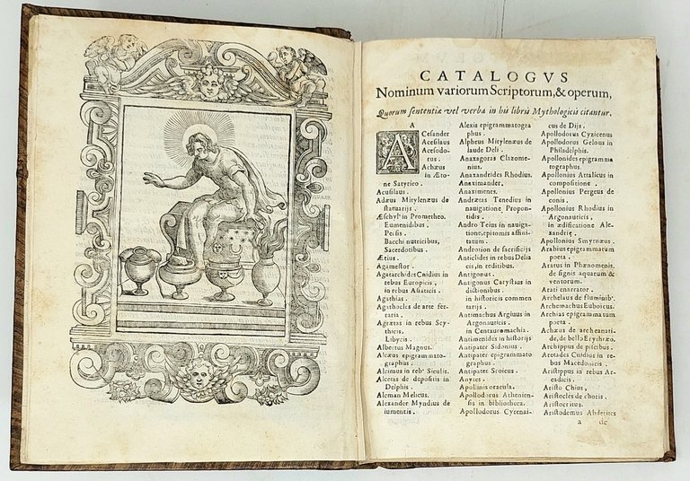 Mythologiae sive explicationis Fabularum libri decem... Accessit G. Linocerii Musarum …