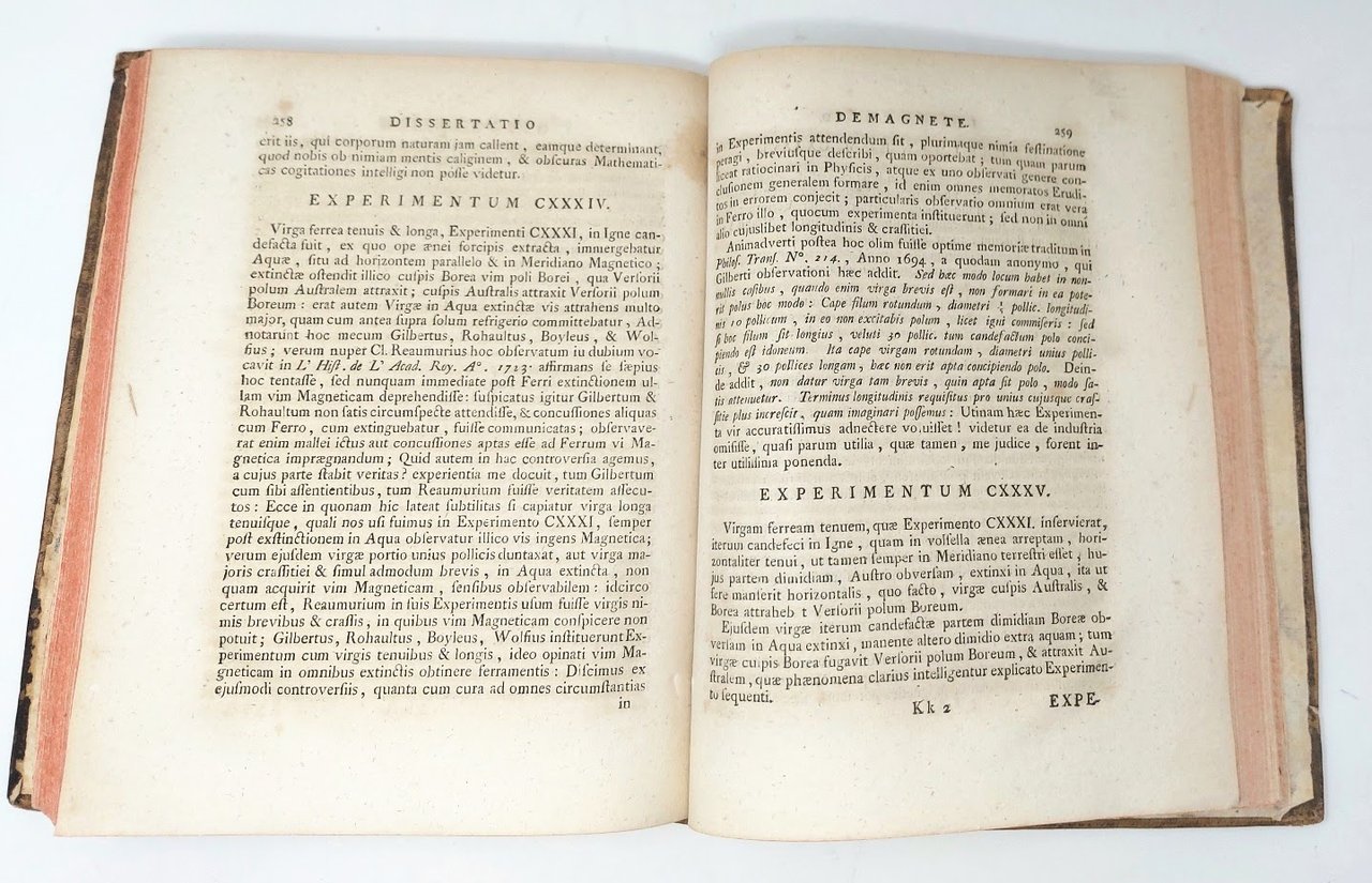 Physic&amp;aelig; Experimentales, et Geometricae, de Magnete, tuborum capillarium vitreorumque speculorum …