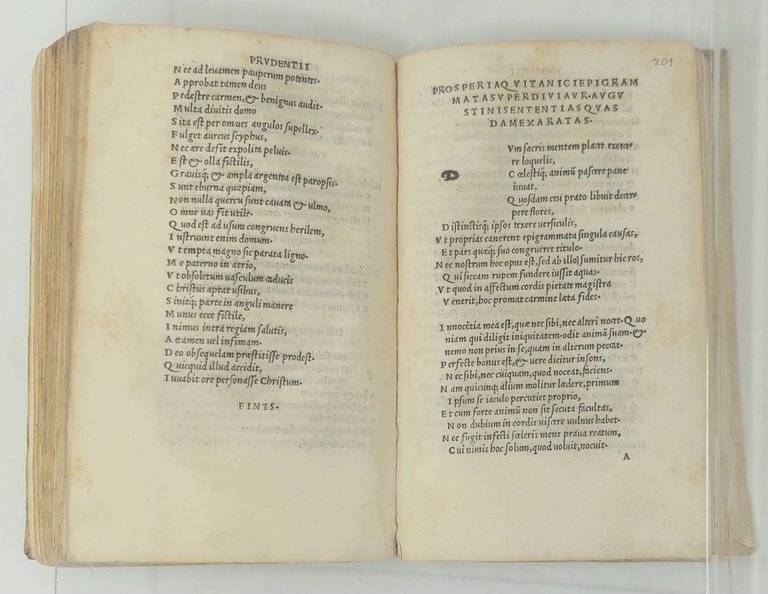 Prudentius. Prosper. Joannes Damascenus. Cosmus Hierosolymitanus. Marcus episcopus Talvontis. Theophanes.