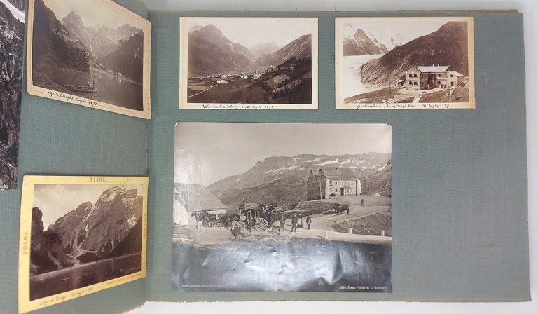 Raccolta di fotografie e cartoline d'epoca