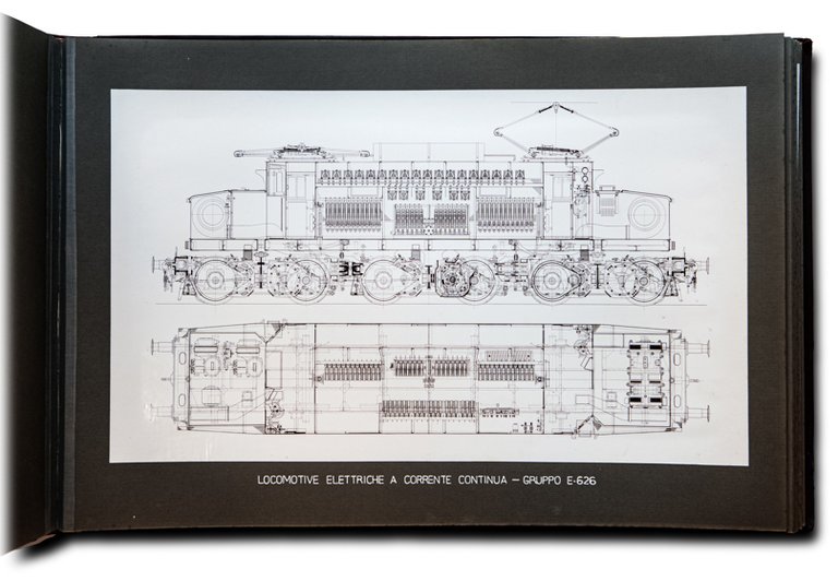 TRENO REALE UFFICIALE (Con:) - LOCOMOTIVE elettriche ed a vapore …