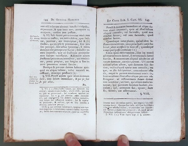 DE OFFICIO HOMIS, ET CIVIS Secundum legem naturalem LIBRI DUO …