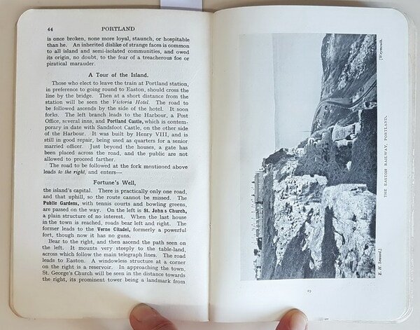 A Pictorial and Descriptive Guide to WEYMOUTH, Portland, Dorchester, Lulworth, …