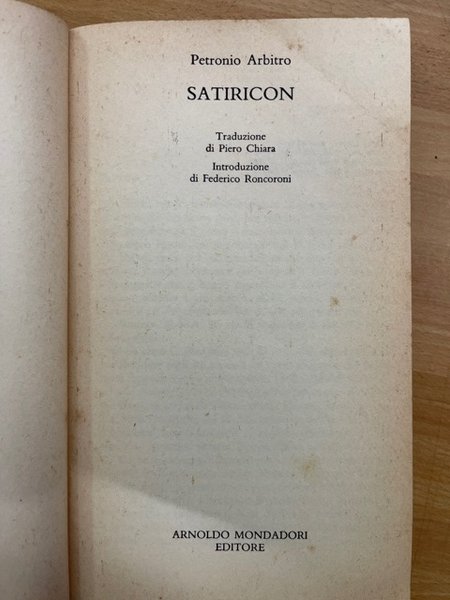 SATYRICON ( CHIARA PIERO ) TESTO LATINO A FRONTE