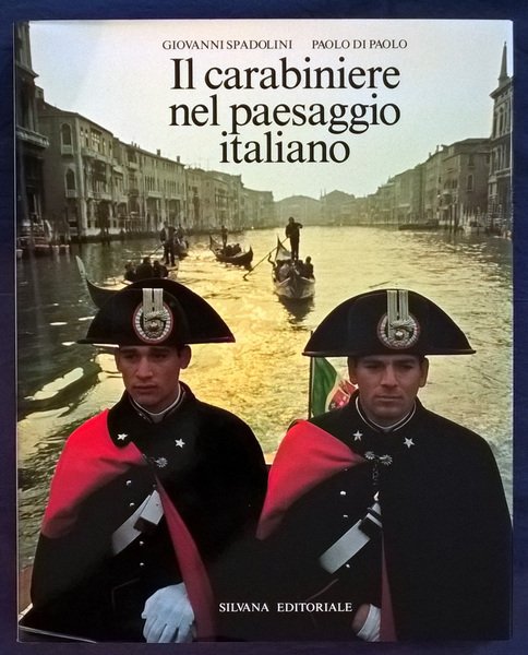 Il carabiniere nel paesaggio italiano.