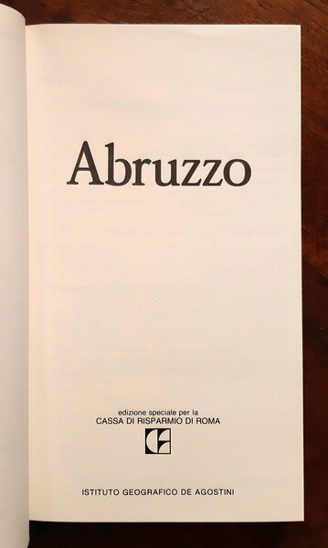 Lotto di 3 volumi su Abruzzo, Campania, Milano.