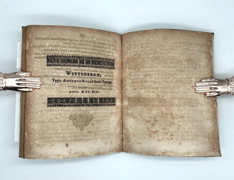 De Arthritide Tractatus cui accessit Tragopodagra Luciani. | Immagine Gallery 6