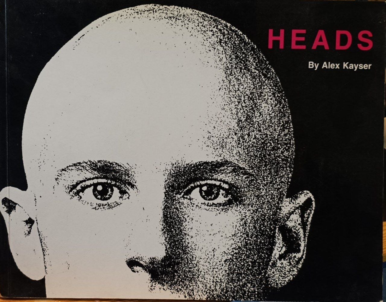 Heads | Immagine principale