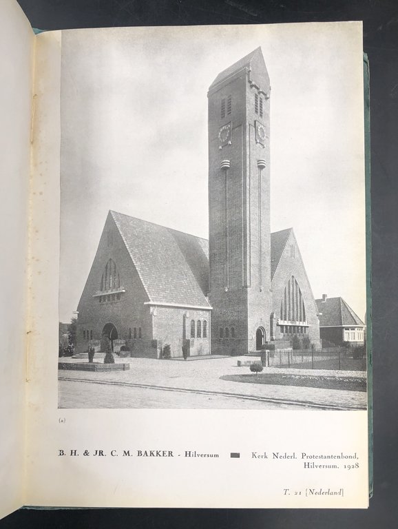 ARCHITETTURE RAZIONALI RELIGIOSE. 40 tavole presentate da N. Servettaz. [Gocar, …