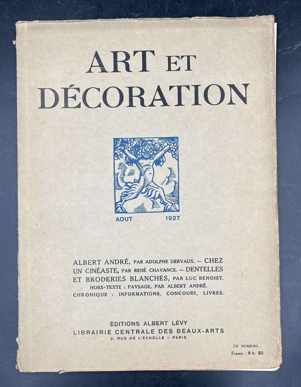 Chez un CINEASTE. [La maison de Marcel L'Herbier, interni di …