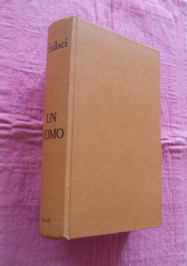 UN UOMO (Oriana Fallaci)