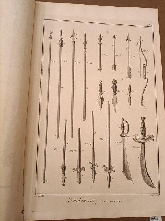 Fournisseur contenant dix planches