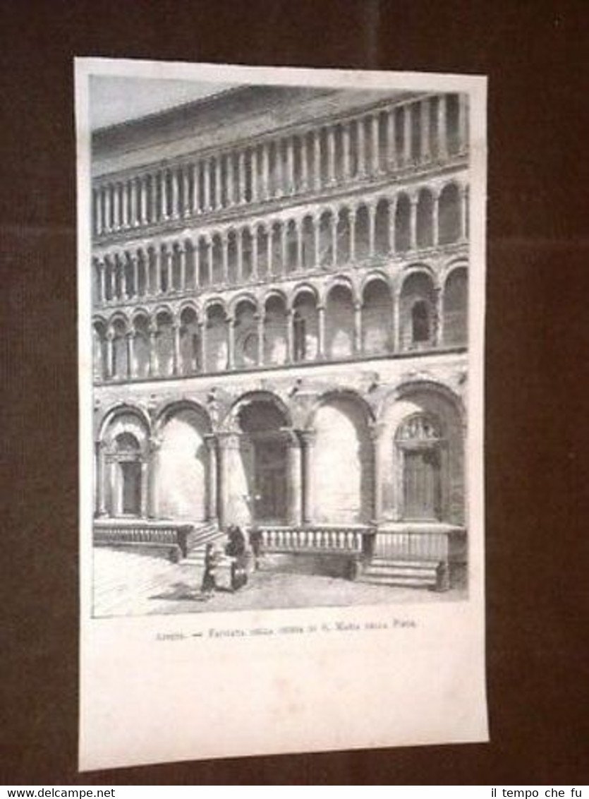 Arezzo La Facciata della Chiesa Santa Maria delle Pieve