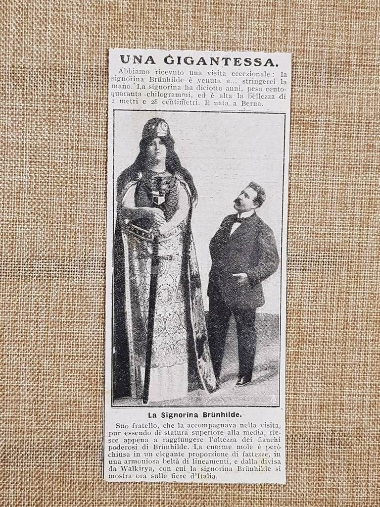 Brunhilde di Berna Alta 2,28 metri In Italia nel 1915 … | Immagine principale