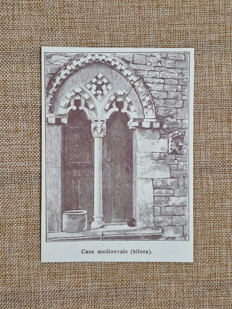 Canosa di Puglia nell'800 Casa medioevale (bifora) Barletta - Andria …