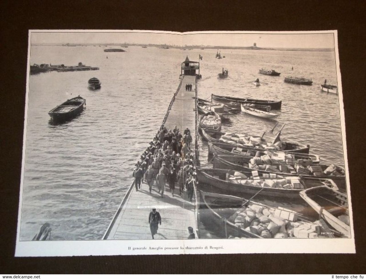 Cirenaica nel 1913 Generale Ameglio percorre lo sbarcatoio di Bengasi …