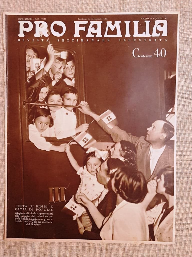 Copertina Pro Familia 1937 Bambini che partono per le Colonie …