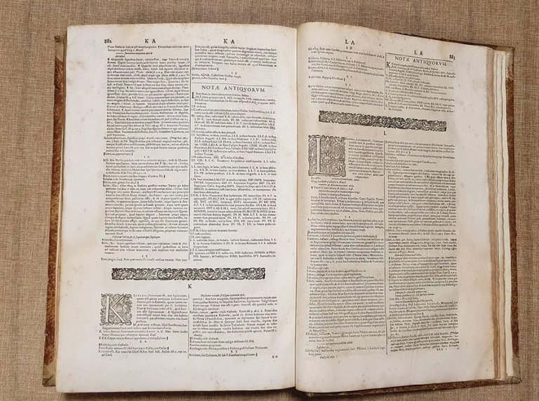 Dictionarium octolingue A. Calepini Dizionario 8 lingue di Ambrogio Calepio … | Immagine Gallery 3