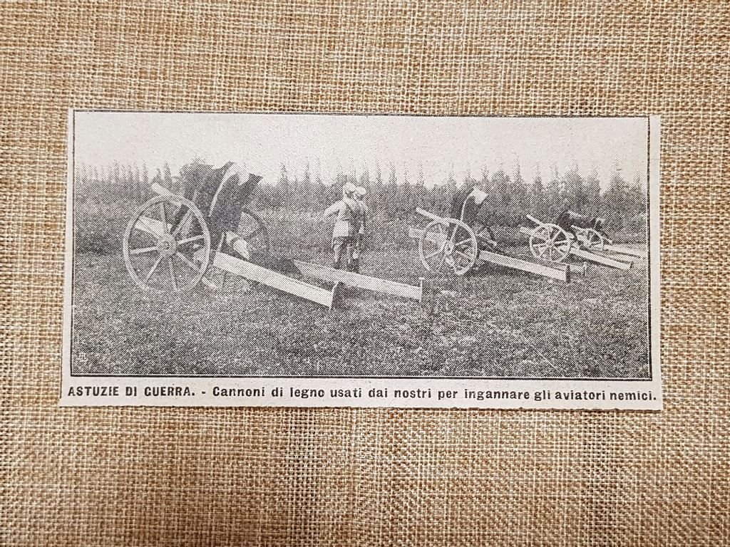 Fronte d'Italia nel 1915 Astuzia dei cannoni di legno WW1 … | Immagine principale