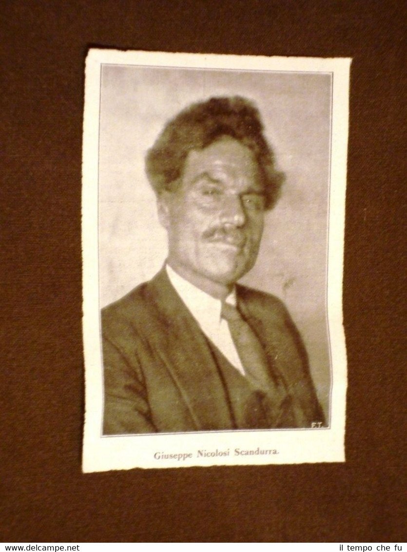Giuseppe Nicolosi Scandurra nel 1928 Poeta