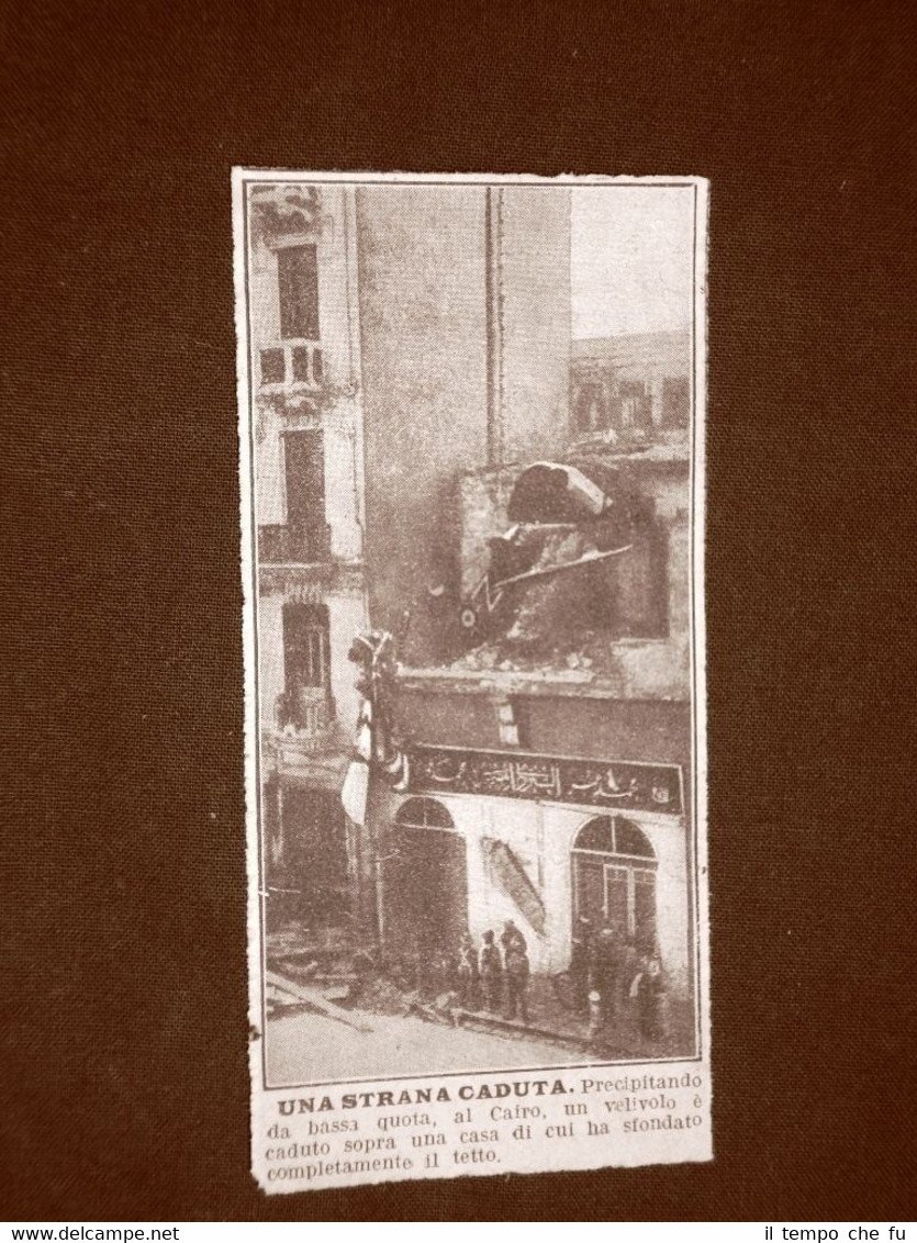Il Cairo nel 1920 Aereo cade su una casa sfondandole …