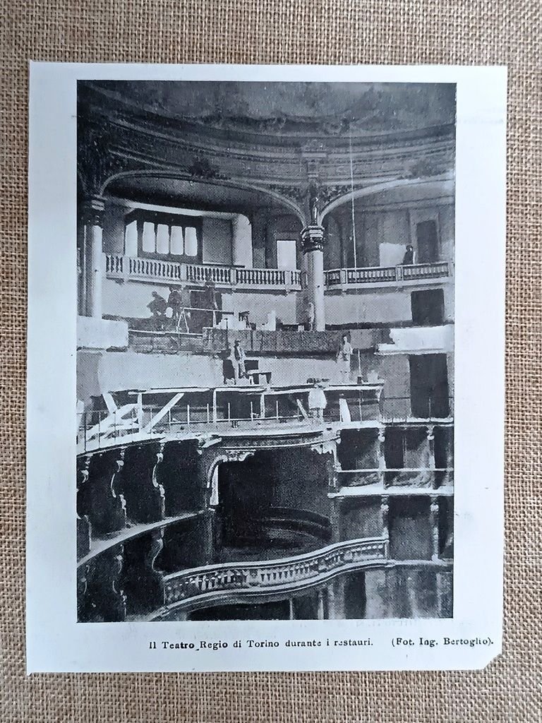 Il Teatro Regio di Torino durante i lavori nel 1906. … | Immagine principale