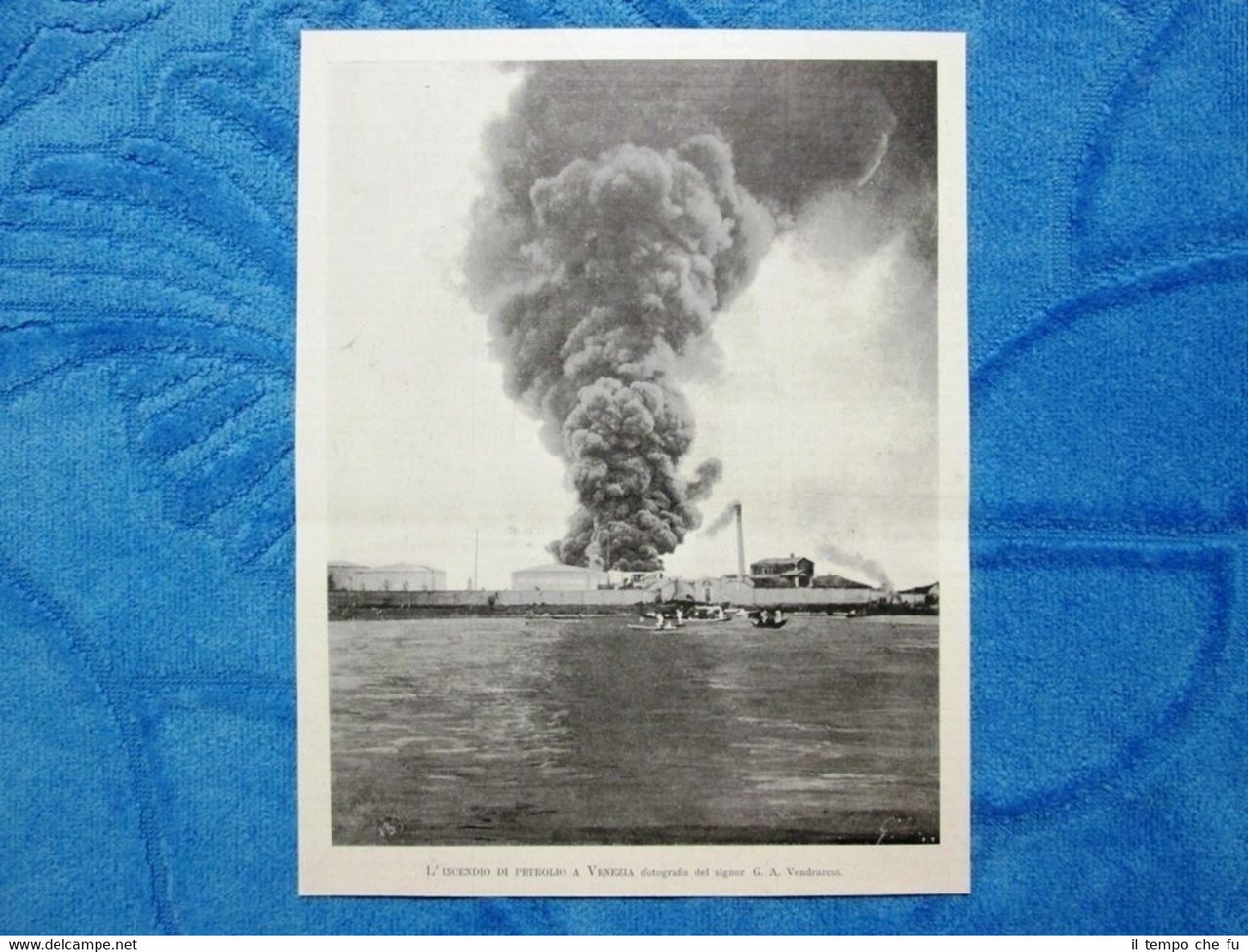 Illustrazione Italiana 1898 - Incendio di petrolio a Venezia 1898 | Immagine principale