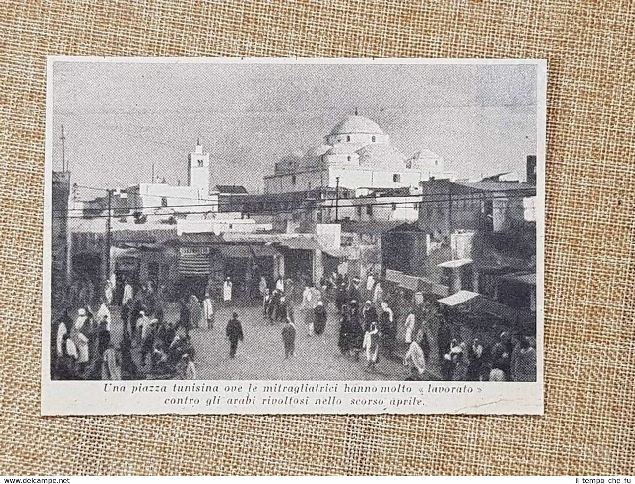 In Tunisia nel 1938 Una veduta di una piazza