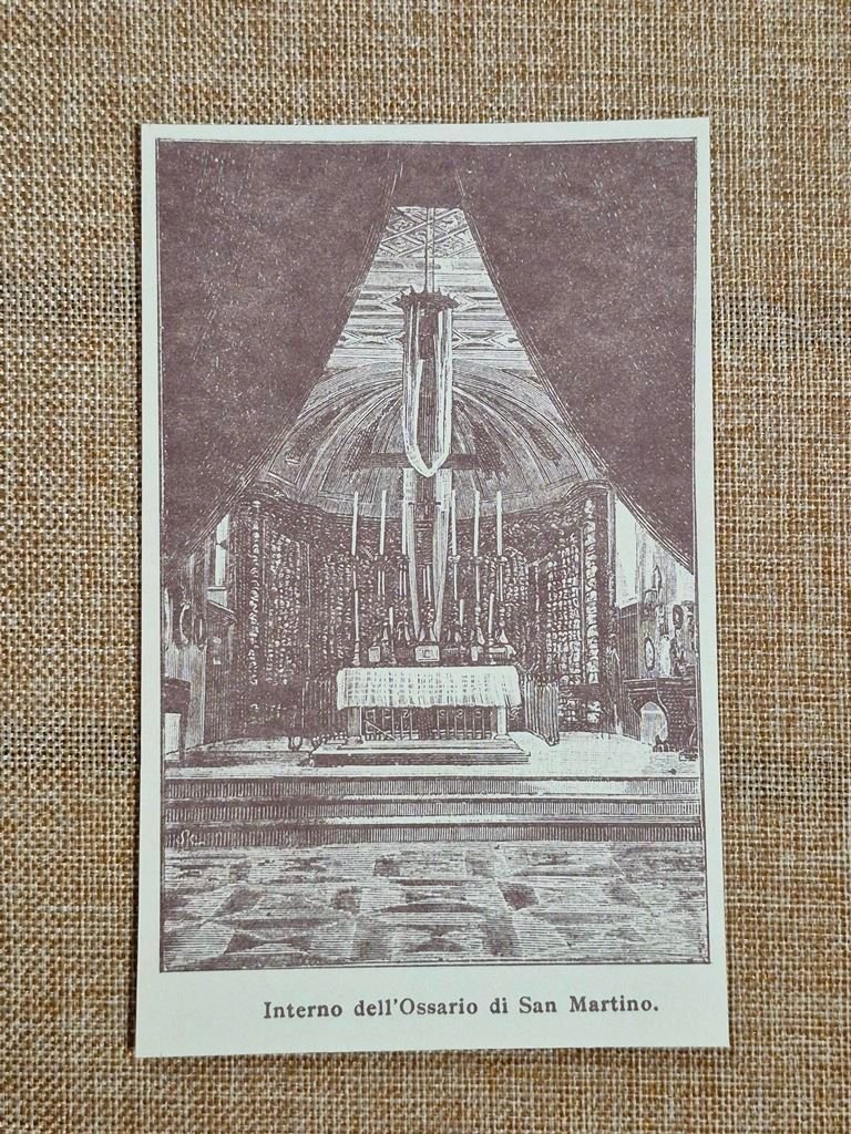 Interno dell'Ossario di San Martino nell'800 Brescia Lombardia