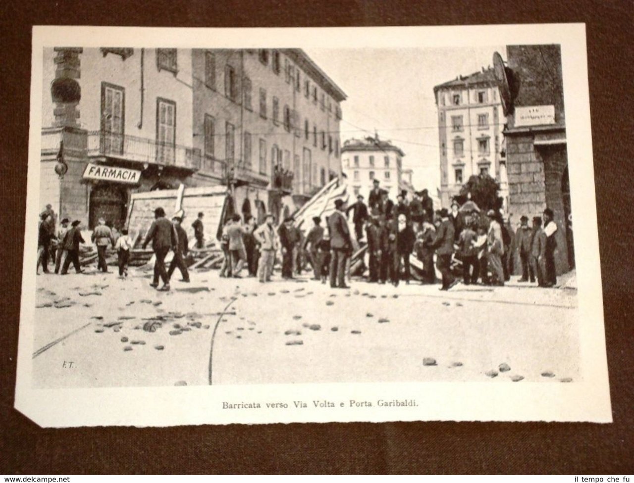 La Rivolta di Milano del 1898 Barricata verso via Volta …