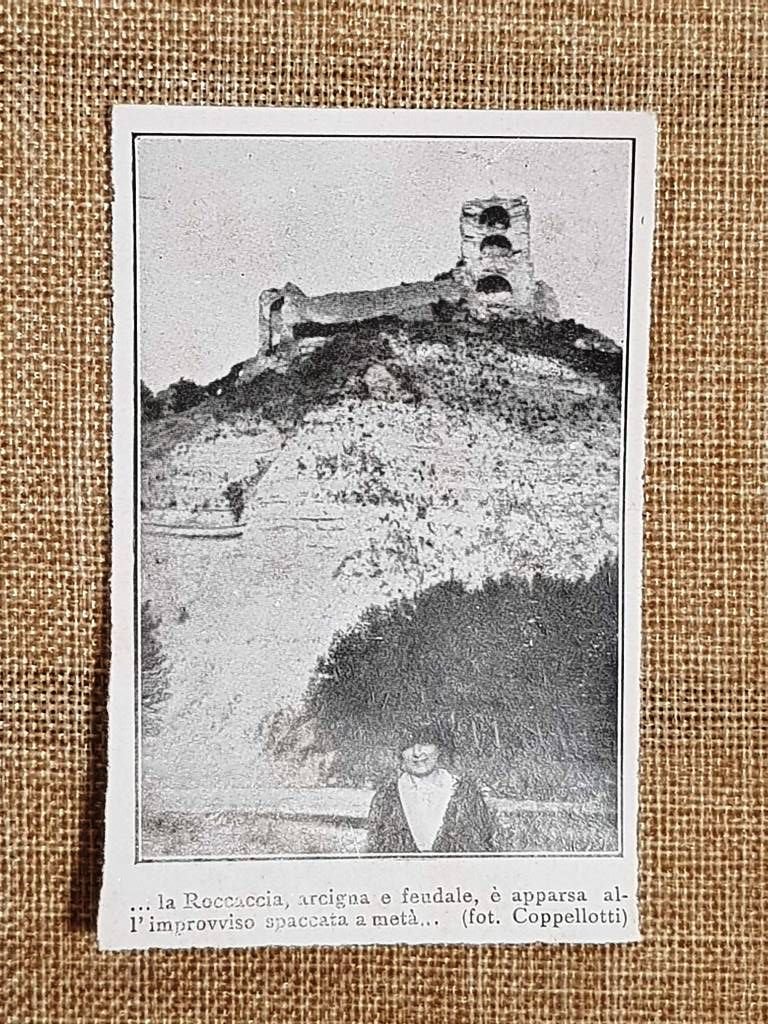 La Roccaccia di Modigliana nel 1931 Apparsa all'improvviso spaccata a …