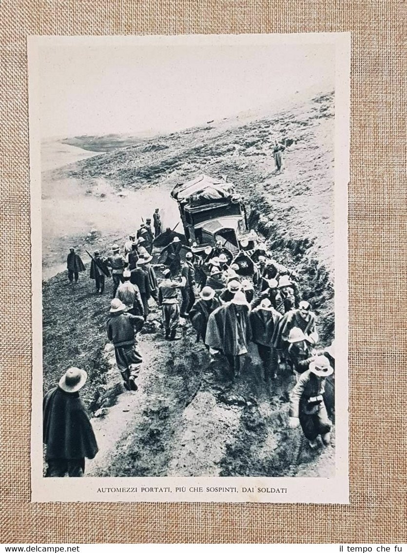 Maresciallo Pietro Badoglio Guerra d'Etiopia nel 1936 Automezzi sospinti soldati