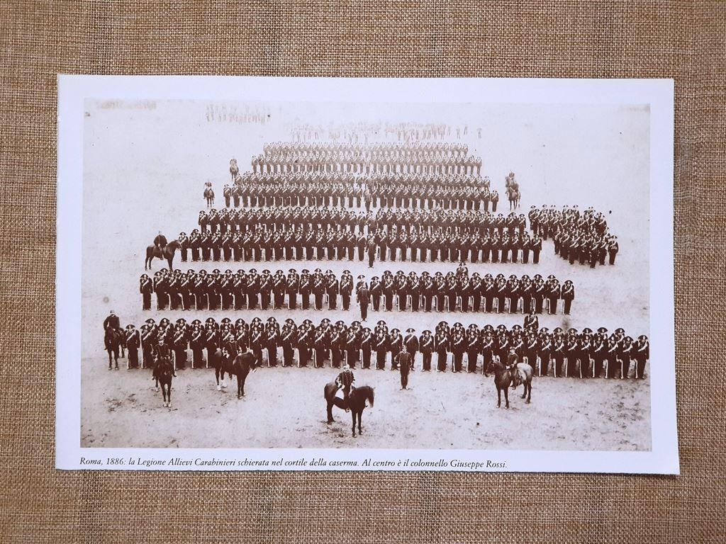 Nel 1886 Roma La Legione Allievi Carabinieri schierata con il …