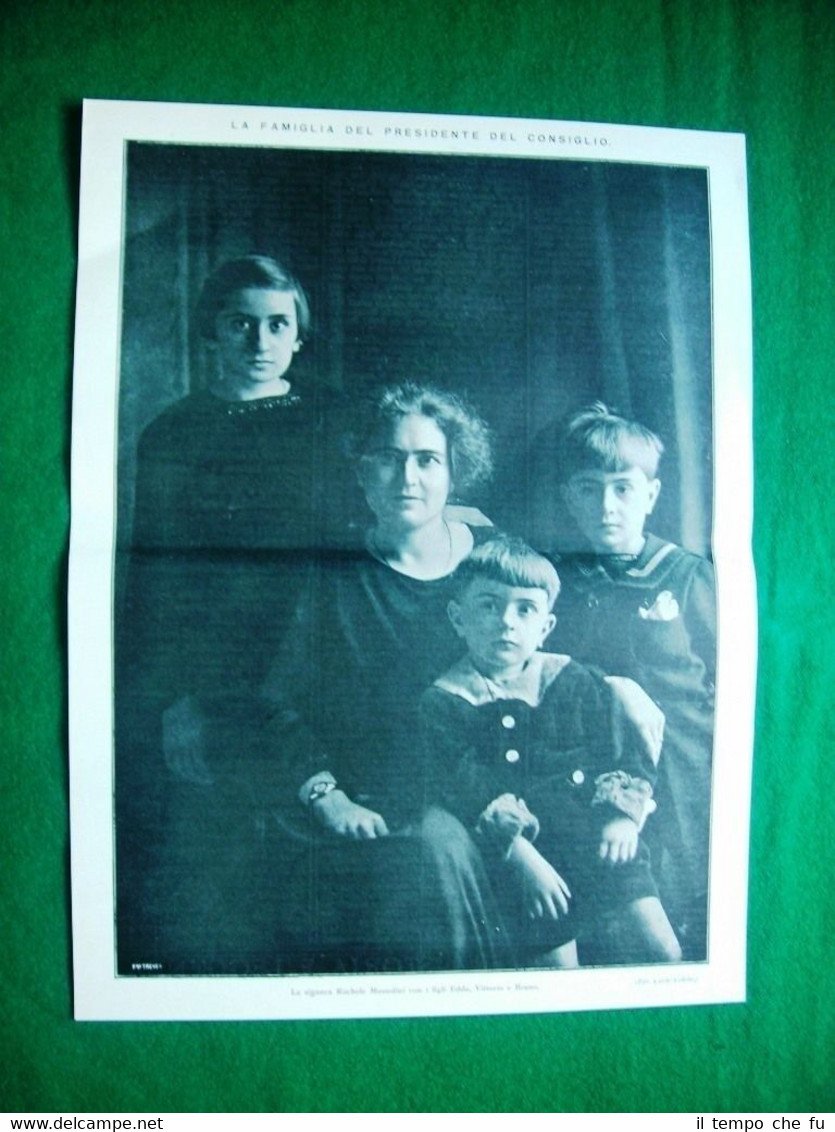 Nel 1923 Famiglia di Mussolini, signora Rachele, figli Edda Vittorio …