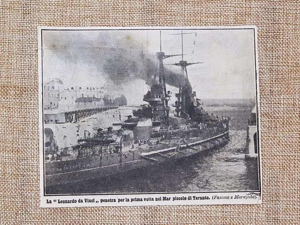 Nel Mar piccolo di Taranto nel 1914 La nave Leonardo …