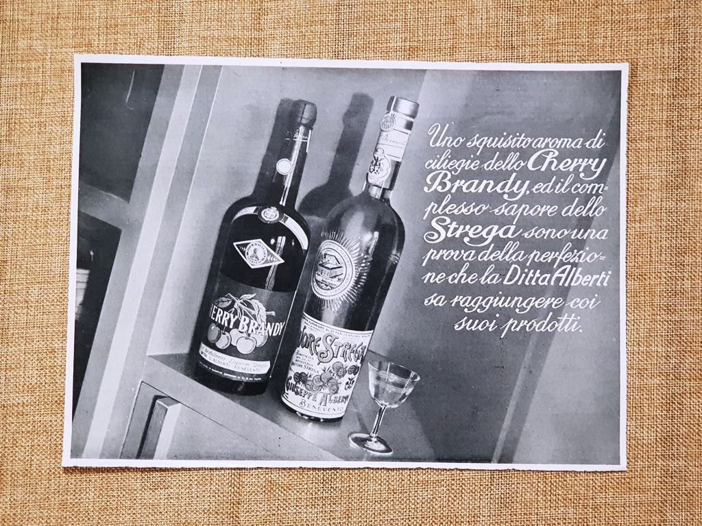 Pubblicità del 1960 Cherry brandy Strega Ditta Alberti | Immagine principale