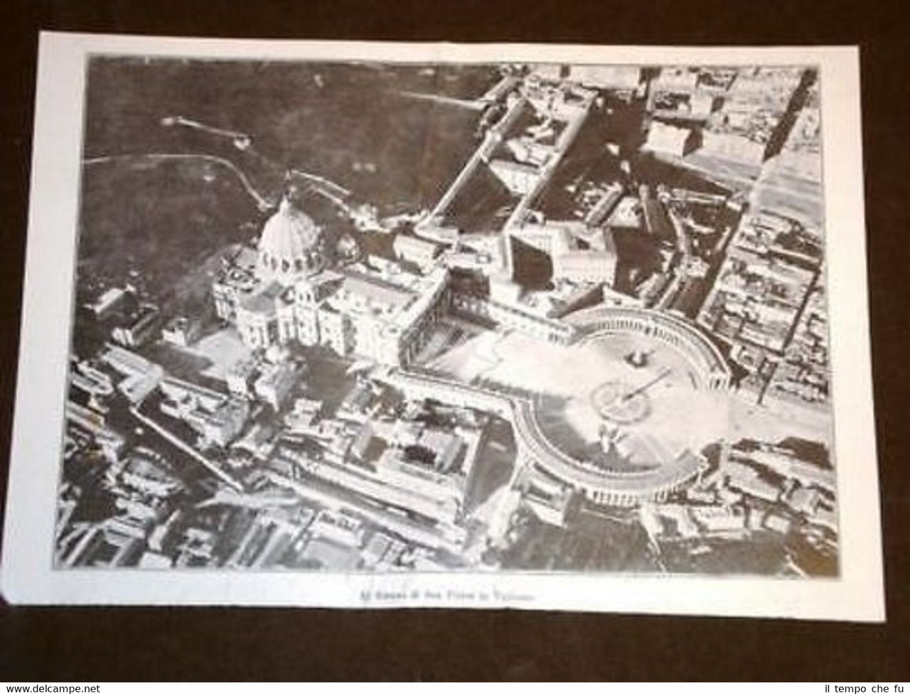 Roma Sopra San Pietro in Vaticano da navicella di un … | Immagine principale