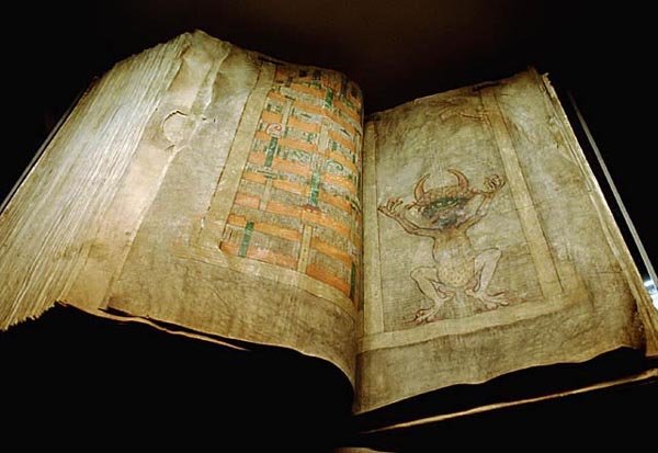 Transcendental Magic, its Doctrine & Ritual - E Levi - …
