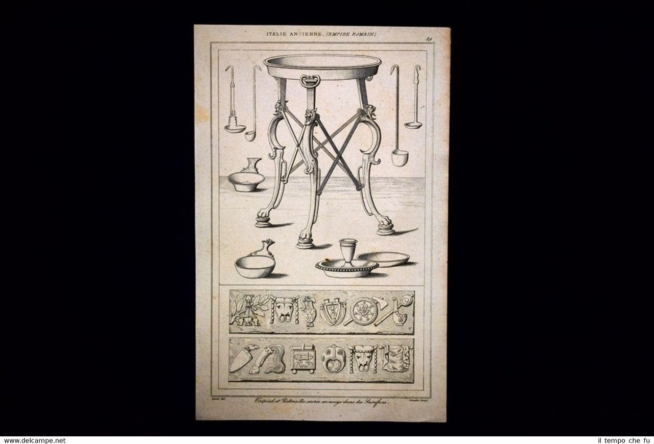 Treppiedi e utensili sacrificio, Italia Incisione del 1850 L'Univers pittoresque | Immagine principale